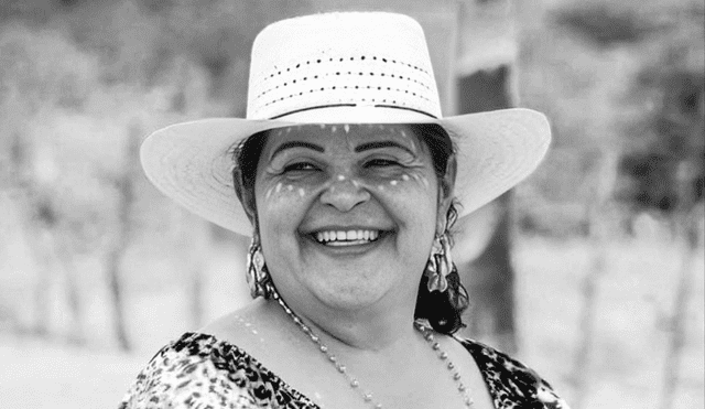 Martha Laura Mendoza Mendoza fue asesinada en su casa junto a su esposo. Martha Laura Mendoza Mendoza fue asesinada en su casa junto a su esposo.