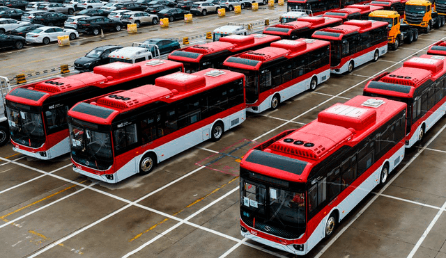 Copiapó, capital de la Región de Atacama, se convertirá en la primera ciudad de Sudamérica con transporte público 100 % eléctrico. Foto: X/@MTTCile Copiapó, capital de la Región de Atacama, se convertirá en la primera ciudad de Sudamérica con transporte público 100 % eléctrico. Foto: X/@MTTCile