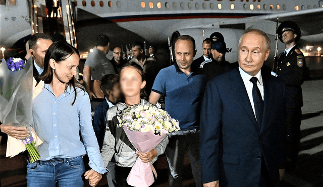 En agosto de 2024, Putin dio la bienvenida a los espías rusos que se instalaron en Argentina. Foto: Composición LR/CNN. En agosto de 2024, Putin dio la bienvenida a los espías rusos que se instalaron en Argentina. Foto: Composición LR/CNN.