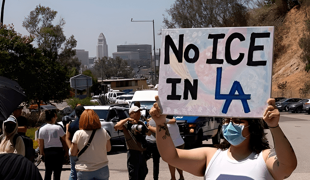 Manifestantes protestaron contra las redadas del ICE en Los Ángeles. Manifestantes protestaron contra las redadas del ICE en Los Ángeles.