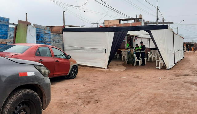 Los sicarios llegaron a bordo de un auto rojo y dispararon frente a la vivienda de la víctima. Foto: Difusión Los sicarios llegaron a bordo de un auto rojo y dispararon frente a la vivienda de la víctima. Foto: Difusión