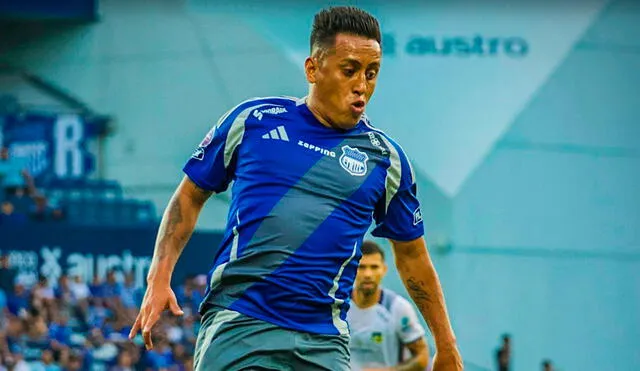 Christian Cueva tiene contrato con Emelec por un año. Foto: Tucancha/X Christian Cueva tiene contrato con Emelec por un año. Foto: Tucancha/X