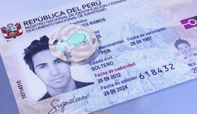 El Registro Nacional de Identificación y Estado Civil (Reniec) ha iniciado la entrega del Documento Nacional de Identidad Electrónico 3.0 (DNIe 3.0). El Registro Nacional de Identificación y Estado Civil (Reniec) ha iniciado la entrega del Documento Nacional de Identidad Electrónico 3.0 (DNIe 3.0).