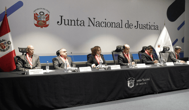 JNJ intentó reponer a Patricia Benavides y el Congreso aplaudió la decisión. JNJ intentó reponer a Patricia Benavides y el Congreso aplaudió la decisión.