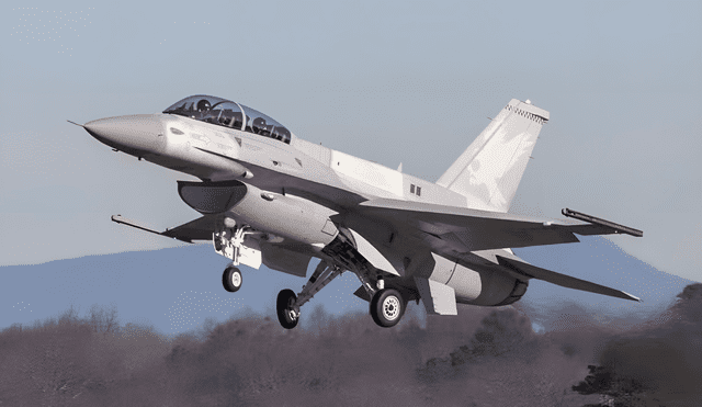 Taiwán compró de 10 aviones de combate F-16 Block 70 a Estados Unidos. Taiwán compró de 10 aviones de combate F-16 Block 70 a Estados Unidos.