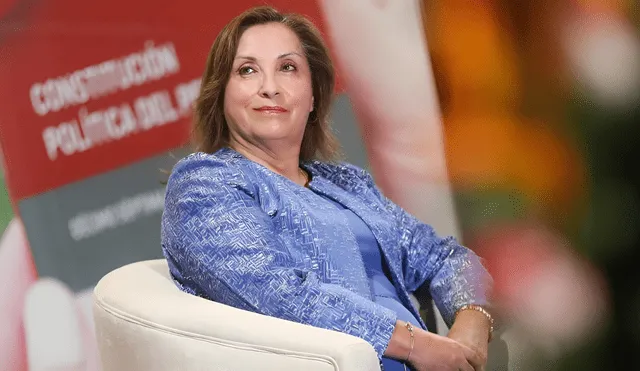 Oficialmente, Dina Boluarte pasará a ganar más de 35 mil soles a pesar de la baja aprobación de su Gobierno. Foto: difusión Oficialmente, Dina Boluarte pasará a ganar más de 35 mil soles a pesar de la baja aprobación de su Gobierno. Foto: difusión