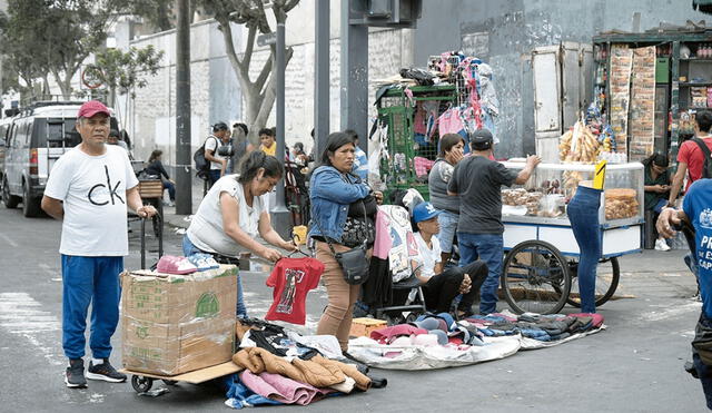 El bono de S/400 por hasta tres meses es para trabajadores informales. El bono de S/400 por hasta tres meses es para trabajadores informales.