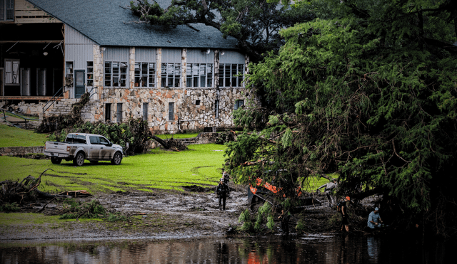 Donald Trump declara desastre mayor en Texas tras lluvias torrenciales que dejaron 78 muertos. Donald Trump declara desastre mayor en Texas tras lluvias torrenciales que dejaron 78 muertos.