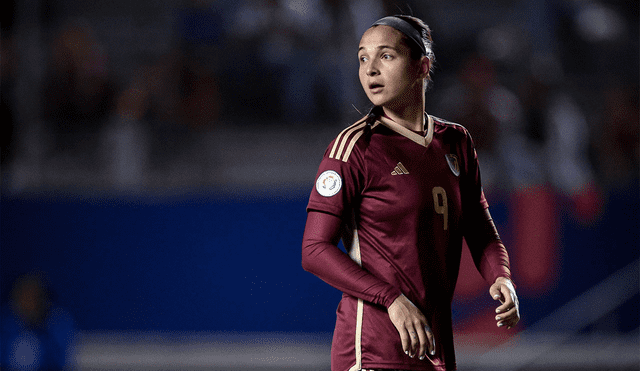 Deyna Castellanos fue titular, pero no pudo evitar la derrota de Venezuela vs Brasil. Foto: Conmebol Deyna Castellanos fue titular, pero no pudo evitar la derrota de Venezuela vs Brasil. Foto: Conmebol