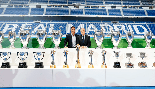 Lucas Vázquez se despide del Real Madrid en una ceramonia celebrada en Valdebebas. Foto: Real Madrid Lucas Vázquez se despide del Real Madrid en una ceramonia celebrada en Valdebebas. Foto: Real Madrid