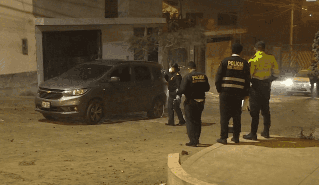 Mujer es asesinada de múltiples disparos dentro de un auto en Manchay. Mujer es asesinada de múltiples disparos dentro de un auto en Manchay.