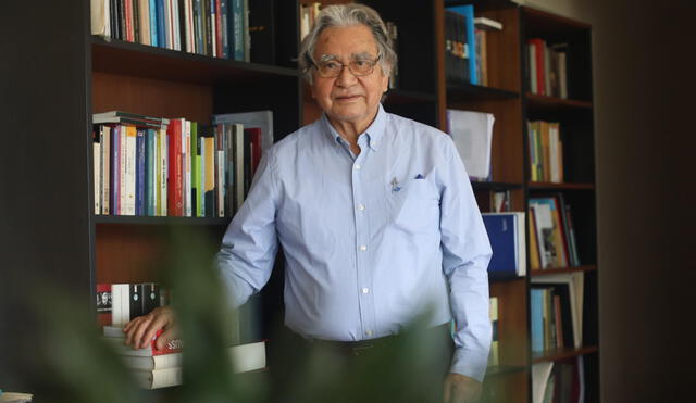 Manuel Burga. Foto: Carlos Félix. Manuel Burga. Foto: Carlos Félix.