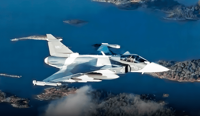 El caza sueco Gripen E es una de las aeronaves finalistas para la adquisición que tiene previsto la FAP este año, junto con los franceses Rafale F4 y el estadounidense F-16 Block 70. Foto: Saab