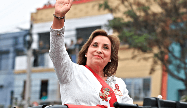 Dina Boluarte es rechazada por el público durante su participación en la Parada Militar. Foto: Presidencia Dina Boluarte es rechazada por el público durante su participación en la Parada Militar. Foto: Presidencia