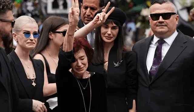 Aimee Osbourne asistió al funeral de Ozzy junto a Sharon, Kelly y Jack.