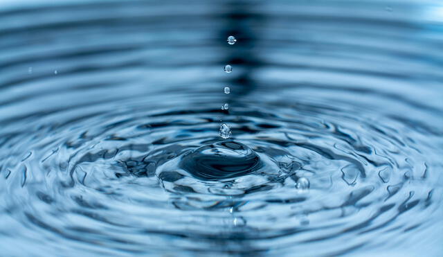 Las gotas producidas por la caída de agua provocan microrrelámpagos que producen organismos complejos. Foto. Pexels Las gotas producidas por la caída de agua provocan microrrelámpagos que producen organismos complejos. Foto. Pexels
