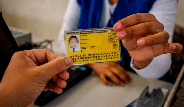 Reniec informa que más de 108 mil personas sigue con DNI amarillo a pesar de ser mayores de edad.