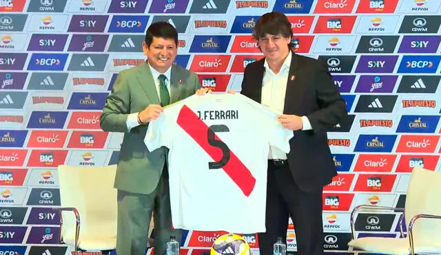 Jean Ferrari deja Universitario para ser nuevo director general de fútbol en la FPF. Foto: composición LR/captura de FPF Jean Ferrari deja Universitario para ser nuevo director general de fútbol en la FPF. Foto: composición LR/captura de FPF