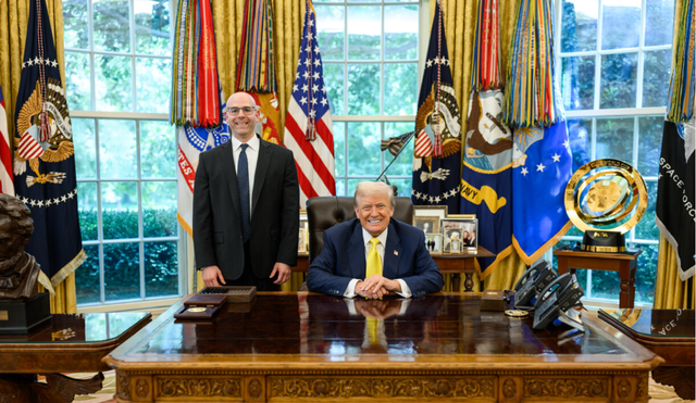 La salida de Adriana D. Kugler alteró la sucesión en la Reserva Federal (Fed). Foto: Donald Trump vía Truth Social La salida de Adriana D. Kugler alteró la sucesión en la Reserva Federal (Fed). Foto: Donald Trump vía Truth Social