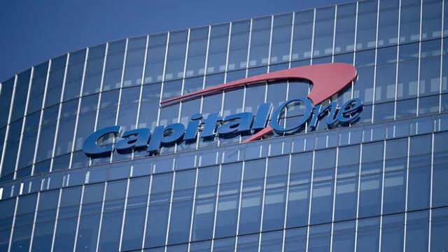 Capital One is facing a technical issue caused by a third-party vendor, preventing customers from accessing their funds and processing payments. The bank is actively working to resolve the problem and apologizes for the inconvenience