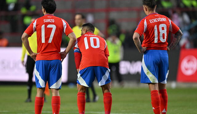 The Chilean National Team is eliminated of the FIFA World Cup, marking the third time in a row that they not play the maximum soccer tournament. Photo: AFP News The Chilean National Team is eliminated of the FIFA World Cup, marking the third time in a row that they not play the maximum soccer tournament. Photo: AFP News