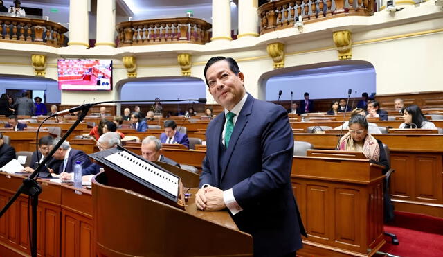 Prime Minister Eduardo Arana receives backing from Congress after a crucial vote of confidence in Lima. Photo: Congress of the Republic Prime Minister Eduardo Arana receives backing from Congress after a crucial vote of confidence in Lima. Photo: Congress of the Republic