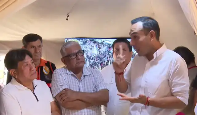  El presidente se reunió con un grupo de gremios de transporte en Acho. Foto: Tv Perú.   