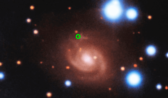 Lugar de origen de la señal en el brazo de una galaxia espiral. Imagen: NSF.