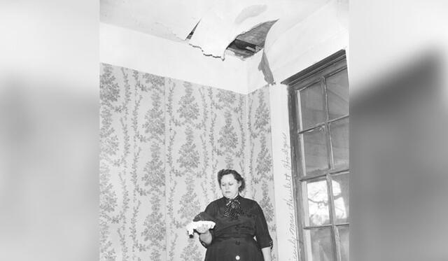El meteorito atravesó el techo de su casa y la golpeó mientras dormía en el sofá. Foto: Museo de la Universidad de Alabama.