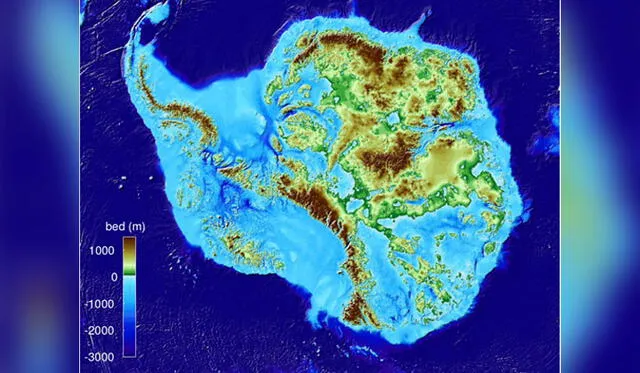El nuevo mapa revela los lugares más profundos (azul más oscuro) que están ocultos en el continente, así como la masa de tierra que quedaría si se descongelara por completo. Imagen: Bedmachine.