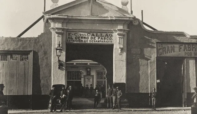 Así lucía la Estación Desamparados en los años que recibía a miles de peruanos. Foto: Difusión   