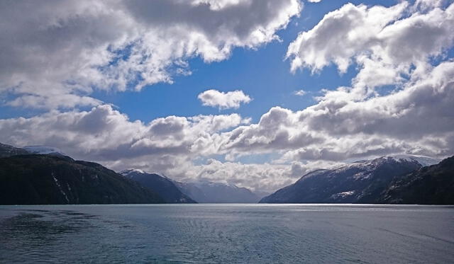  En el Estrecho de Magallanes, el uso de tecnologías modernas permitirá construir el túnel en superficie y luego instalarlo en el fondo marino. Foto: ChileEsTuyo   