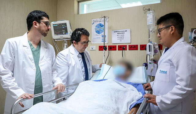 La operación fue un éxito y el trujillano de 17 años se encuentra en recuperación. Foto: Composición LR/EsSalud La operación fue un éxito y el trujillano de 17 años se encuentra en recuperación. Foto: Composición LR/EsSalud