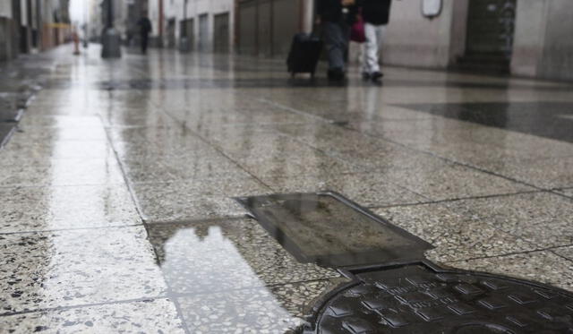  El frío se intensificó en Lima a pesar de no haber iniciado oficialmente el invierno, según Senamhi. Foto: Marco Cotrina/LR   