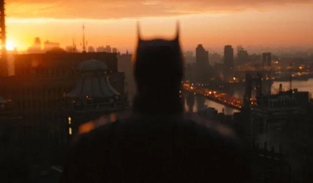 The Batman, nueva imagen de Robert Pattinson en Ciudad Gótica. Foto: Warner Bros. Pictures