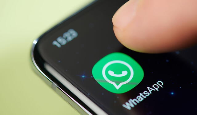 ¿Qué ocurre si mantienes presionado el icono de WhatsApp?