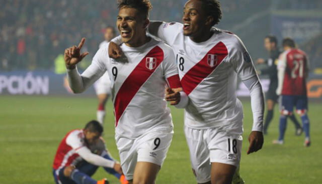 Celebración de Paolo Guerrero y André Carrillo ante Paraguay por la Copa América 2015. Foto: difusión
