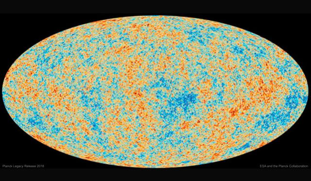 El mapa del fondo cósmico de Microondas elaborado en 2018 por la Colaboración Planck. Los colores más encendidos representan regiones calientes y los más claros o azules, los sectores más fríos. Foto: ESA / Plank Collaboration