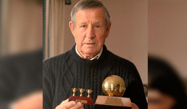 El francés Raymond Kopa ganó la pelota dorada en 1958. Foto: difusión