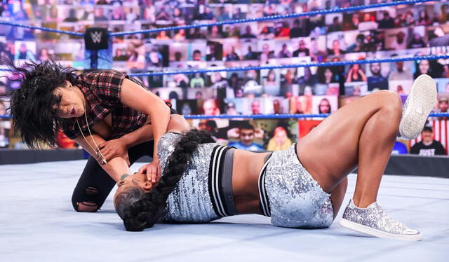 Bayley atacó a Bianca Belair previo a WrestleMania Backlash 2021. Foto: WWE