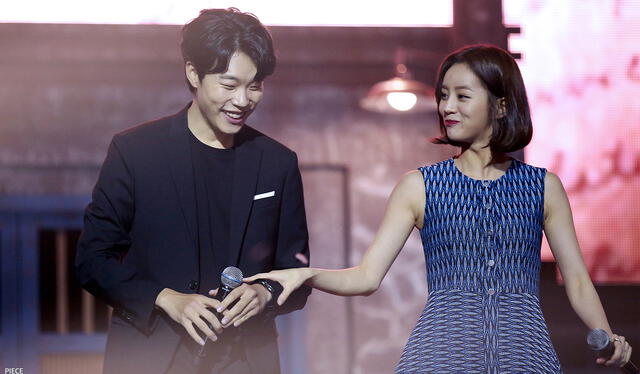  Ryu Jun Yeol y Hyeri en evento de Reply 1988. Foto: fansite   