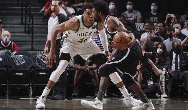 Nets y Bucks se enfrentaron en la fase regular y en la última vez que chocaron los de Wisconsin perdieron. Foto: AFP