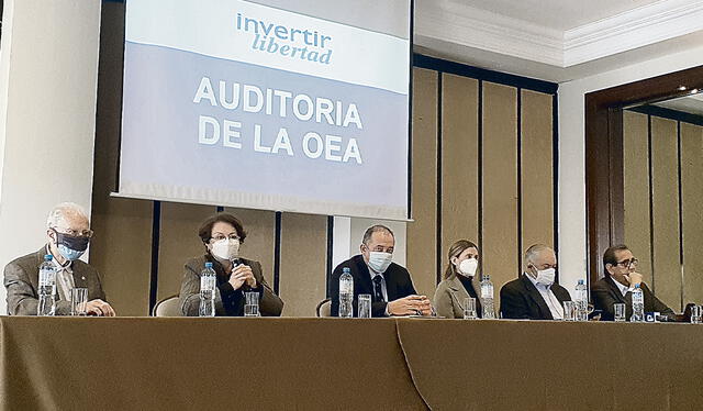 Exigencia. Representantes de diversos partidos piden que la OEA realice una auditoría. Foto: María Pía Ponce / URPI-LR