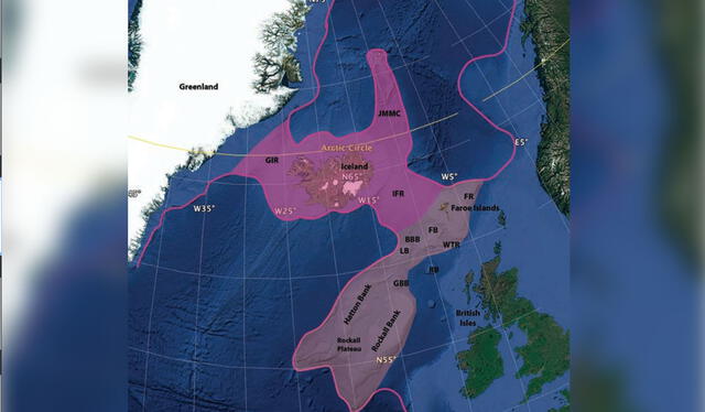 La parte rosa indica el continente oculto 'Icelandia'. Si se agrega la región más clara, se forma "Gran Icelandia'. Imagen: Foulger et al