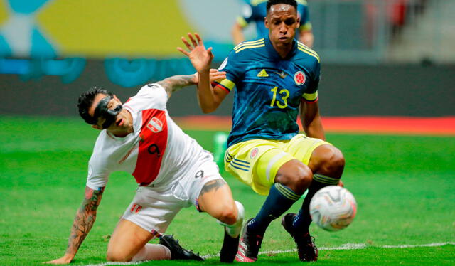 Perú y Colombia se enfrentaron en fase de grupos de la actual Copa América. La Bicolor se llevó el triunfo por 2-1. Foto: EFE