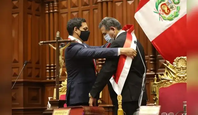 Ceremonia de juramentación de Manuel Merino. Foto: Difusión.
