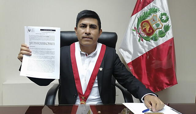 El congresista ayacuchano Alex Flores propone crear comisión que investigue asesinato de 16 personas en Vizcatán, en la zona del Vraem. Foto: cortesía