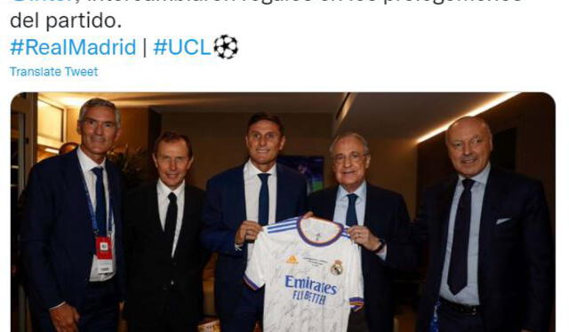 Autoridades de ambos clubes intercambiaron regalos previo al partido. Foto: Real Madrid/Twitter
