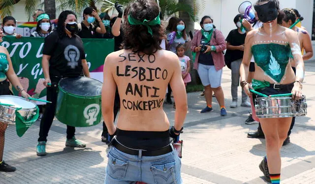 Diputada de Morena pidió legislar a favor de la despenalización del aborto. Foto: EFE