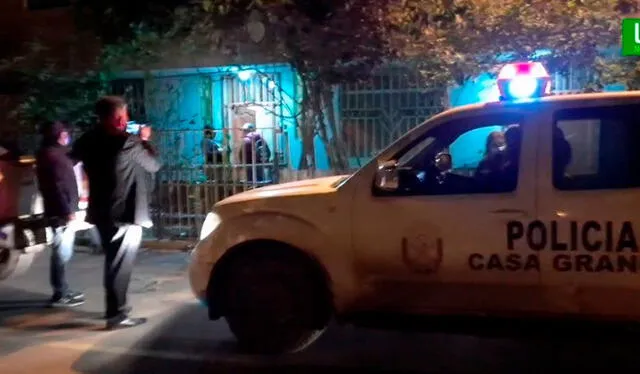 Hasta el lugar del crimen llegaron efectivos policiales y serenos de Casa Grande. Foto: captura video La Caña.pe